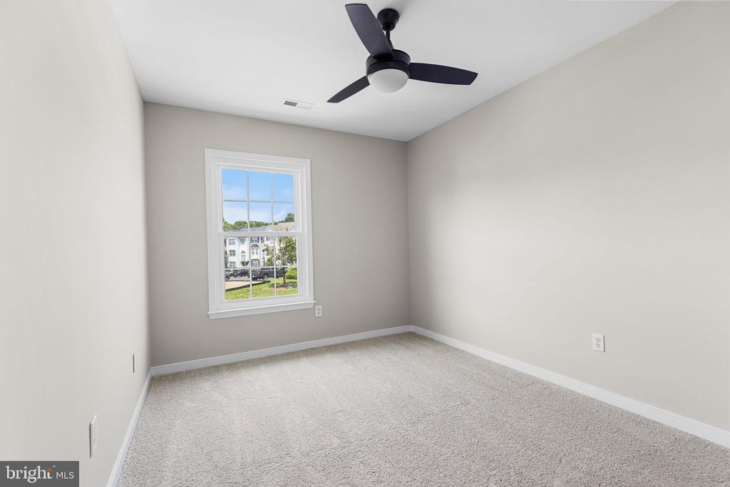 306 Crescent Blvd