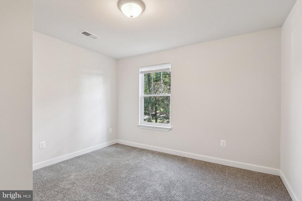 267 Bells Hill Rd