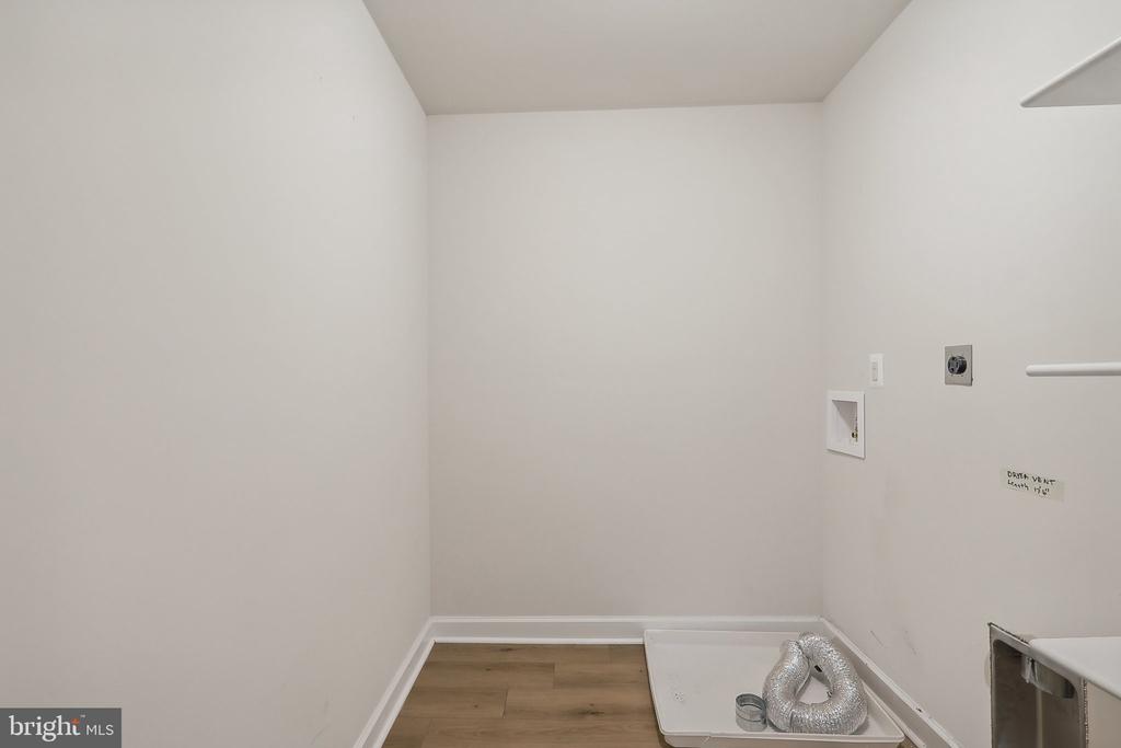 267 Bells Hill Rd