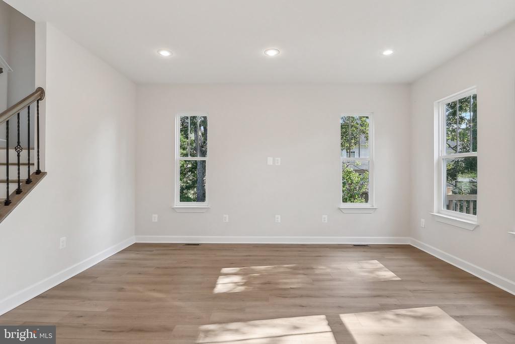 267 Bells Hill Rd