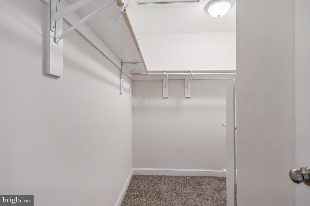 267 Bells Hill Rd