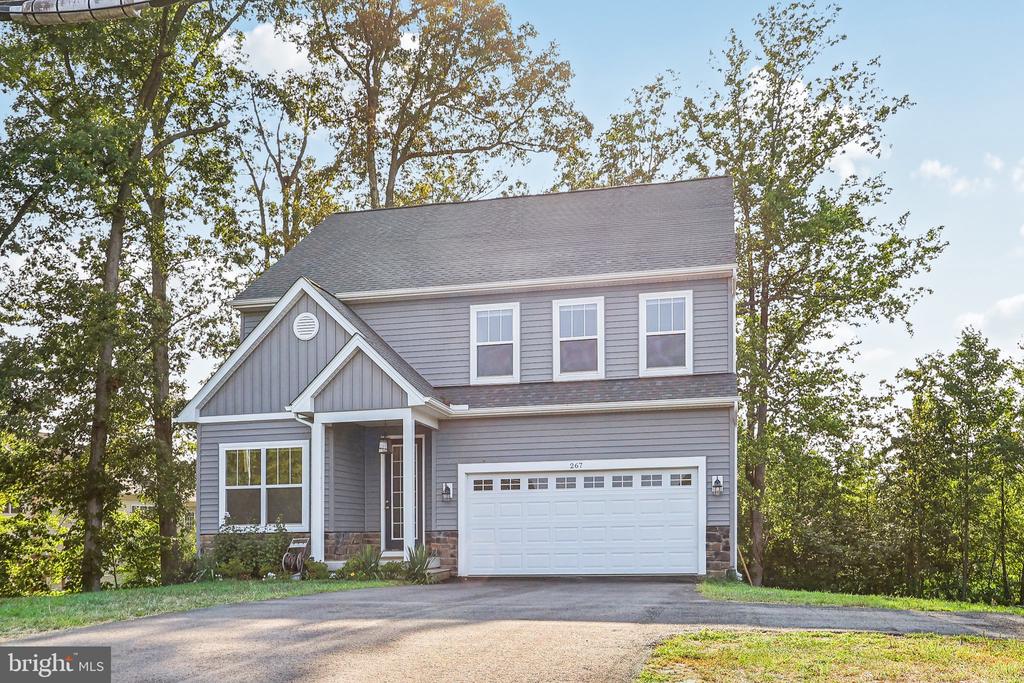 267 Bells Hill Rd