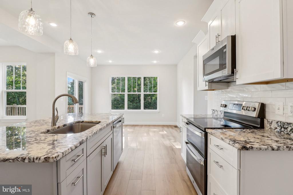 267 Bells Hill Rd
