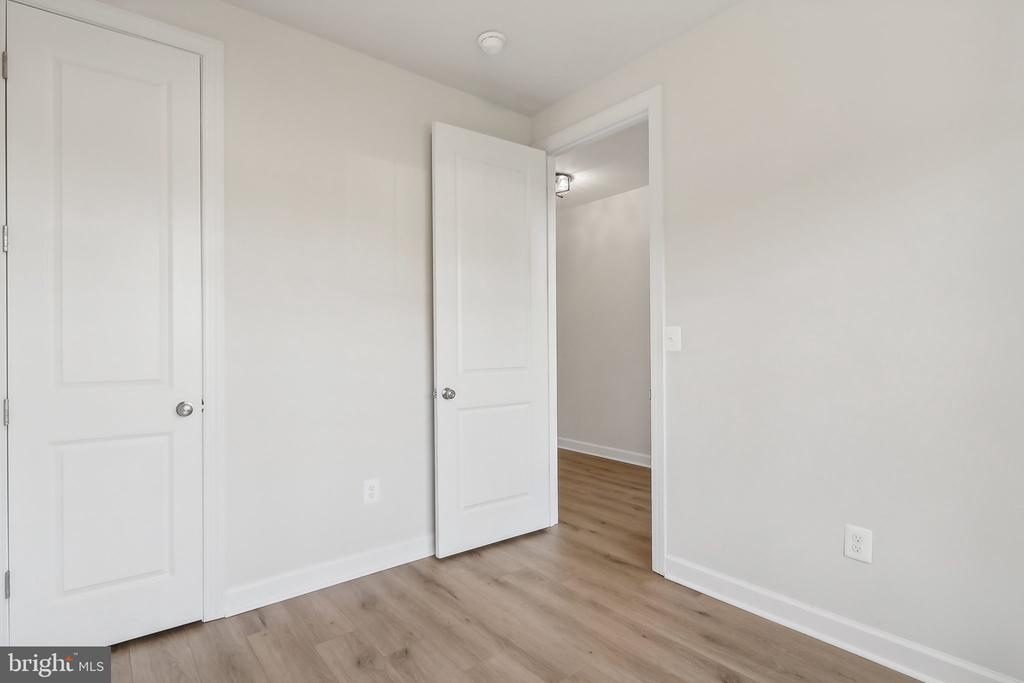 267 Bells Hill Rd