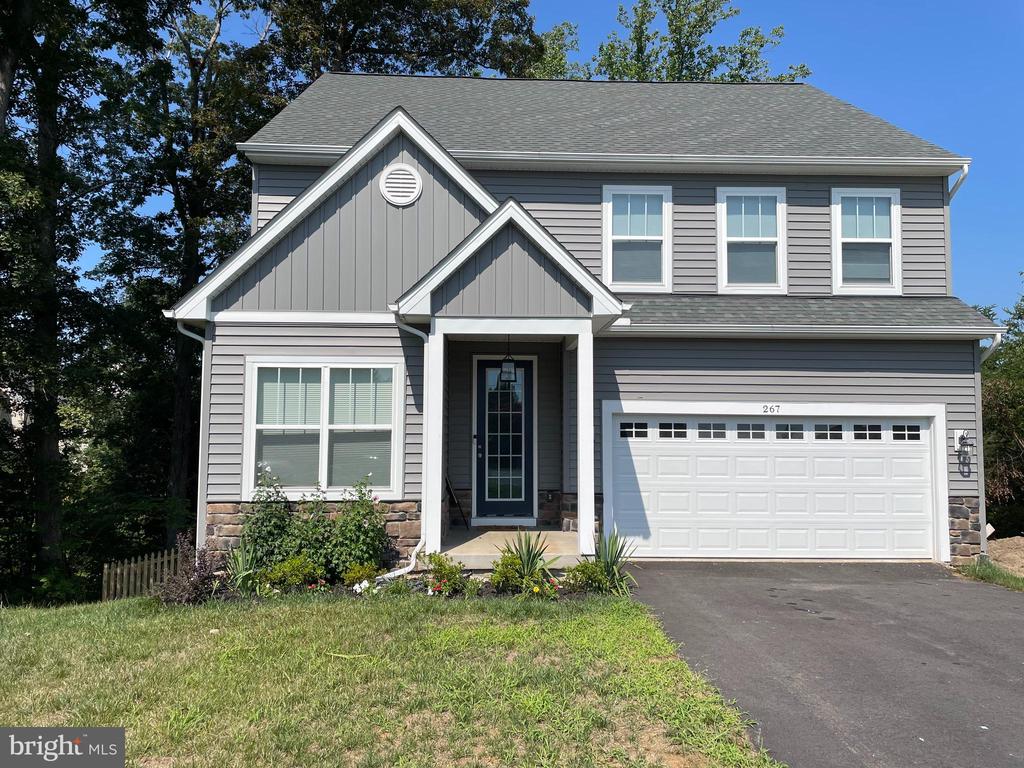 267 Bells Hill Rd