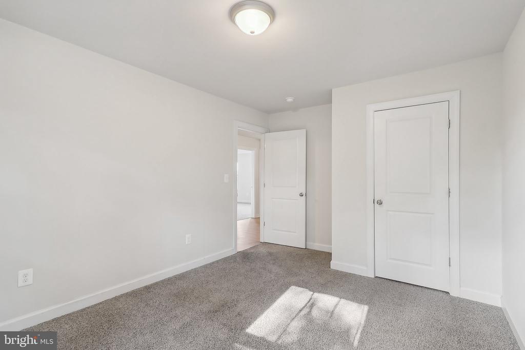 267 Bells Hill Rd