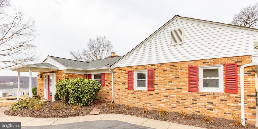 65 WOODROW DRIVE