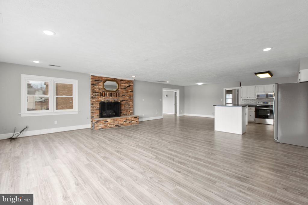 65 WOODROW DRIVE