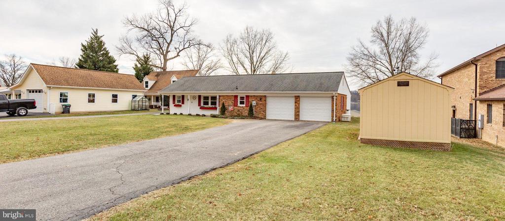 65 WOODROW DRIVE
