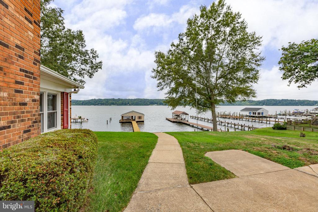 65 WOODROW DRIVE