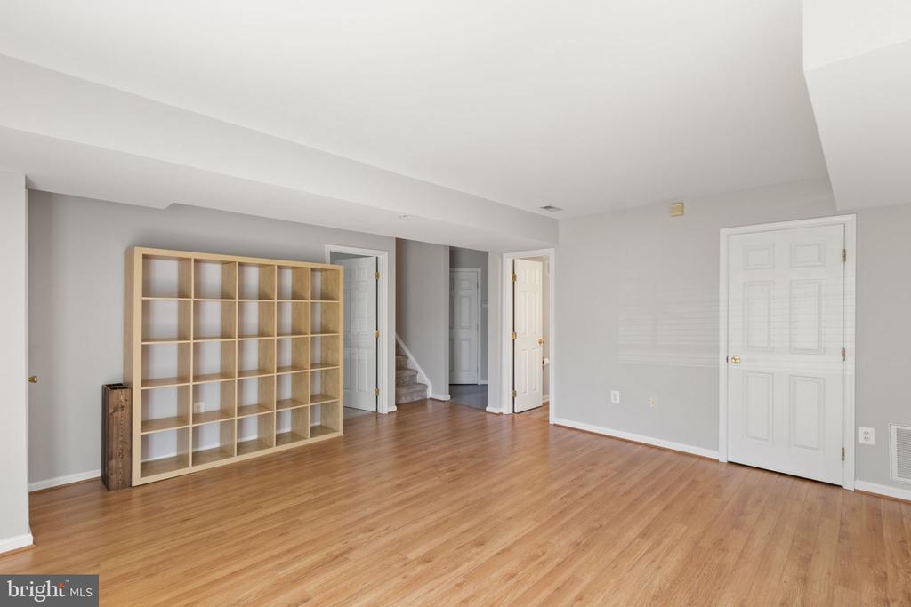 10 Ontell Ct