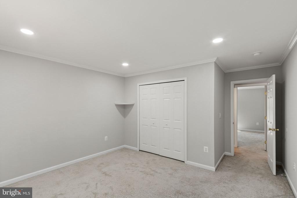 10 Ontell Ct