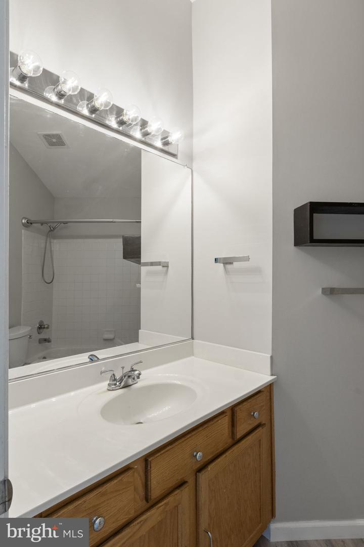 10 Ontell Ct