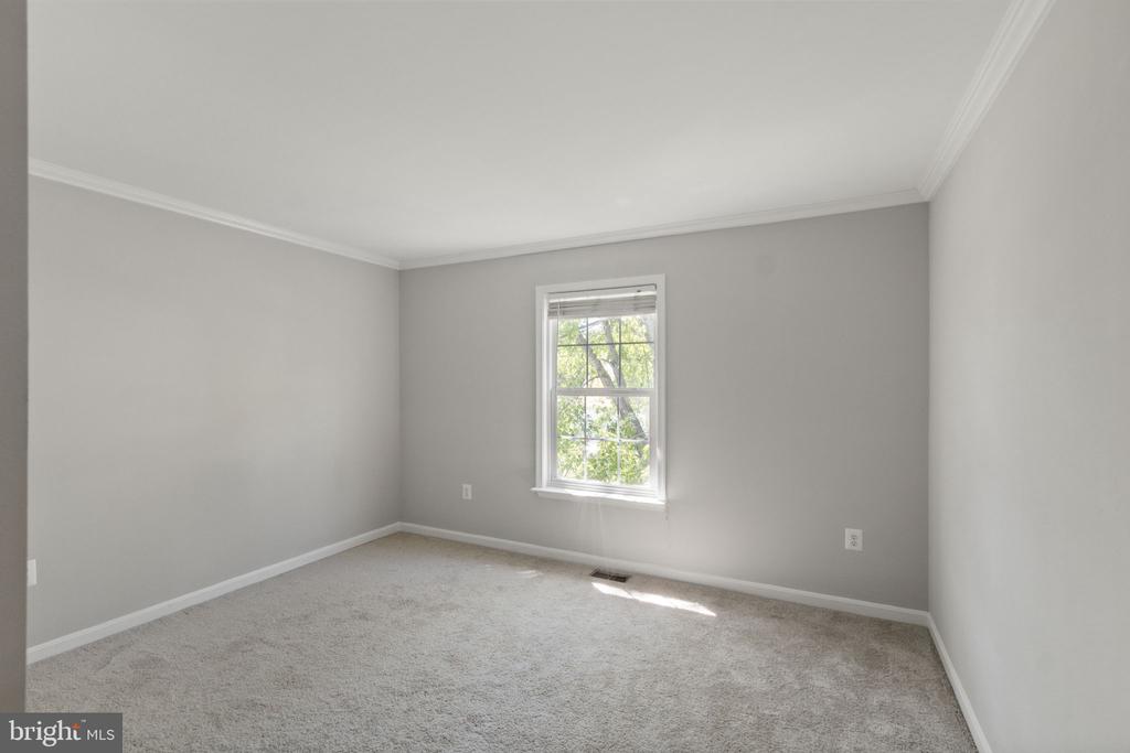 10 Ontell Ct