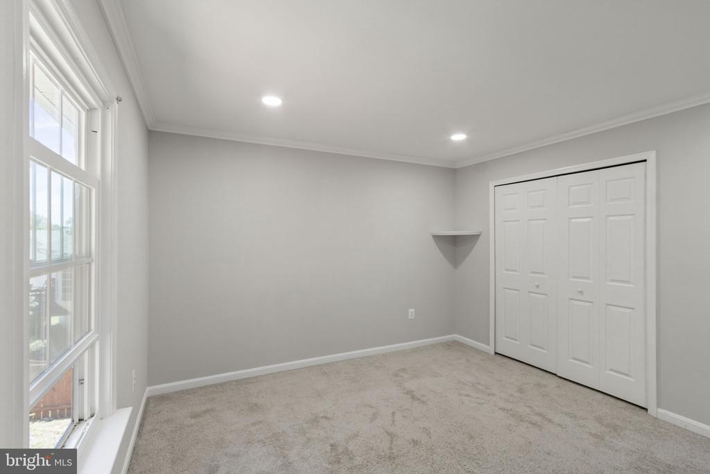 10 Ontell Ct
