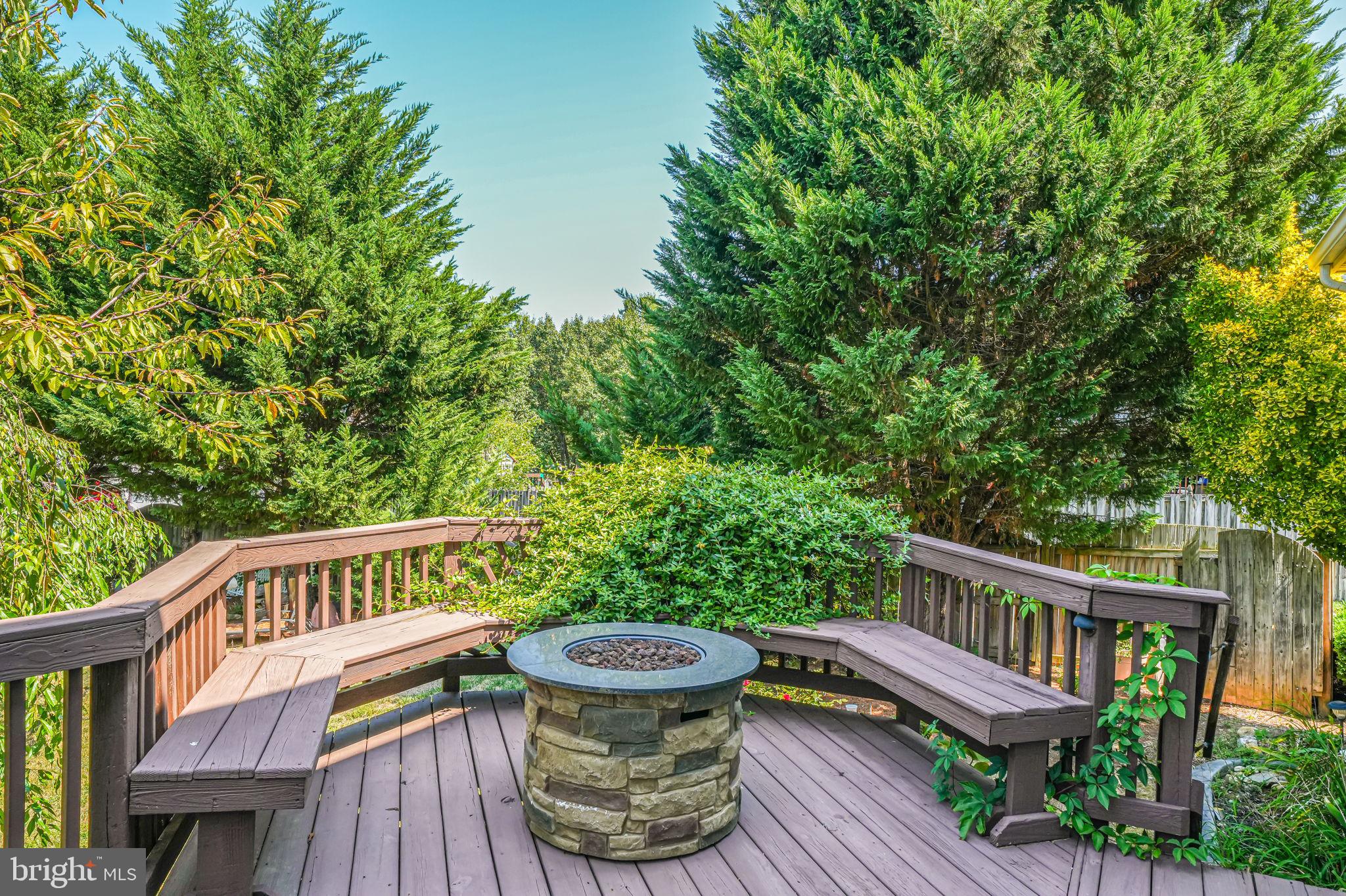5 Forest Vista Ln