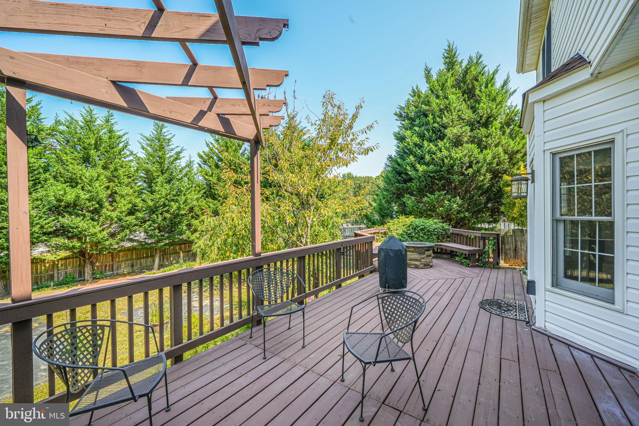 5 Forest Vista Ln