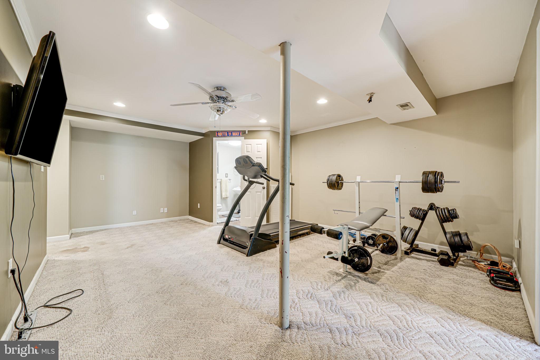 5 Forest Vista Ln
