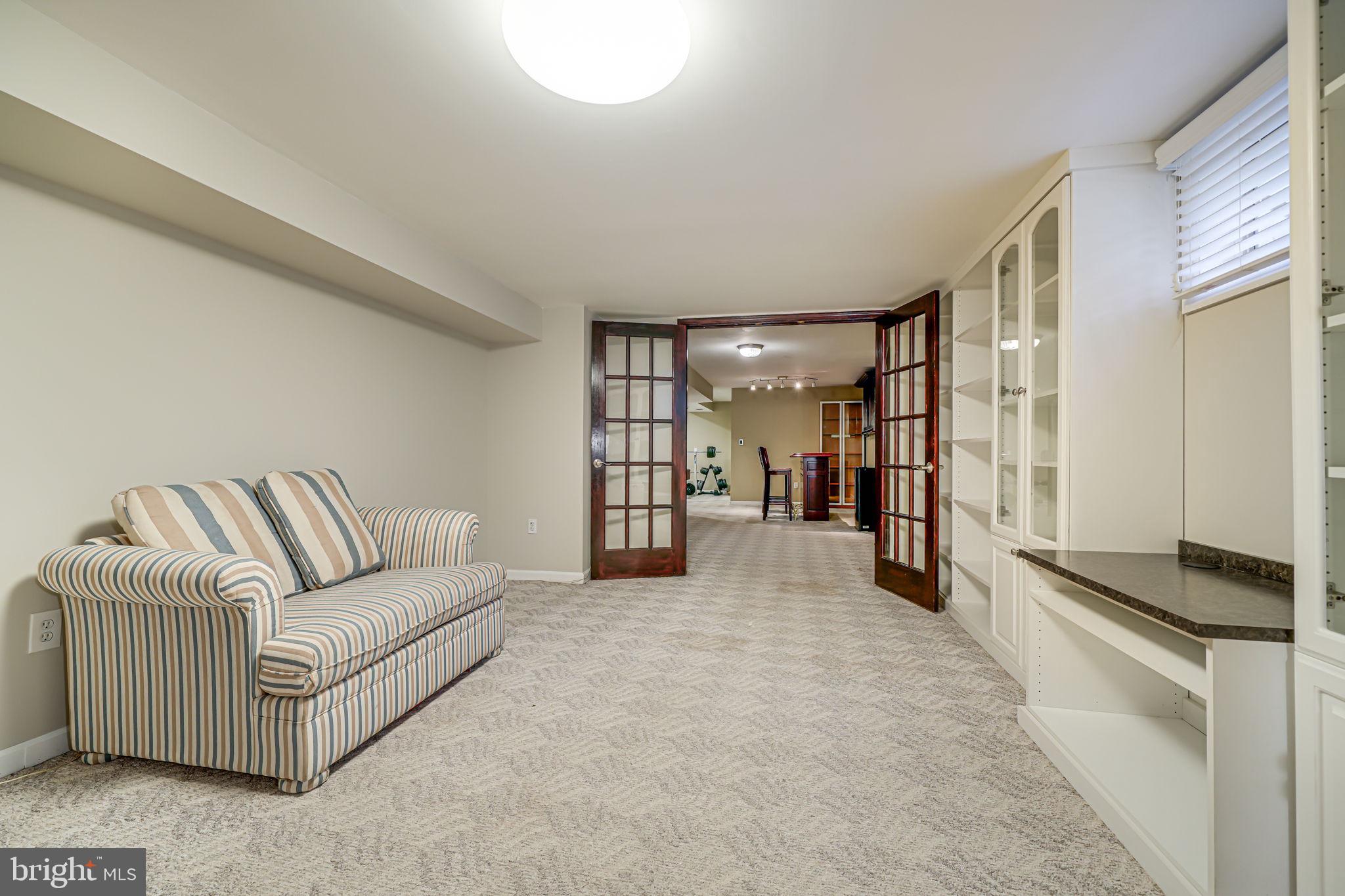 5 Forest Vista Ln