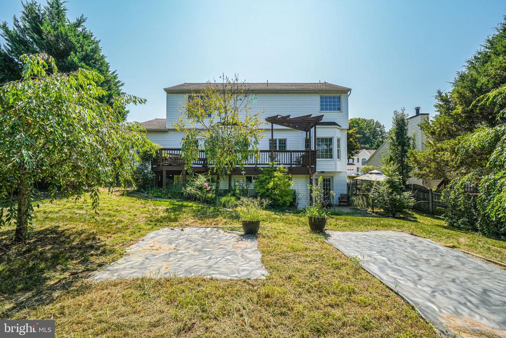 5 Forest Vista Ln