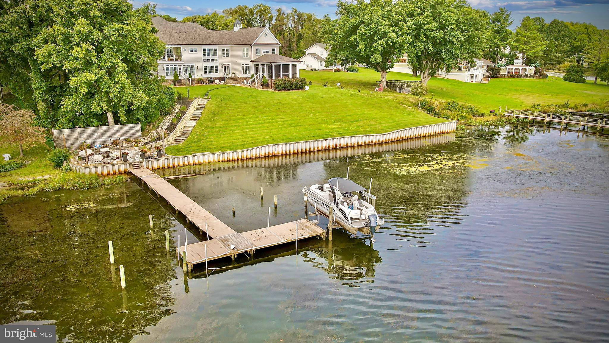 65 Louie Ln