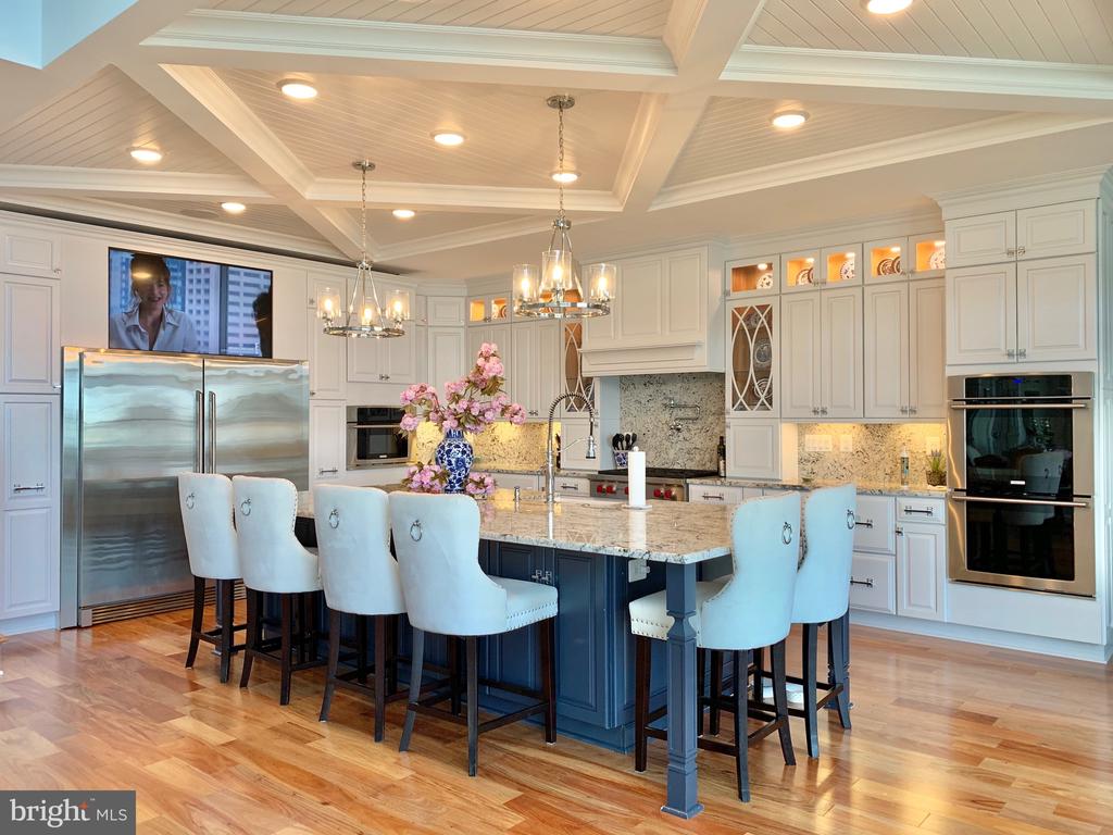 65 Louie Ln