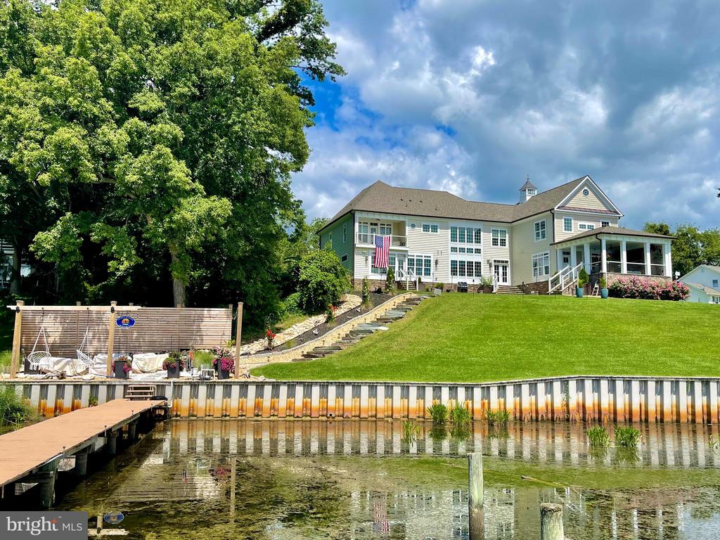 65 Louie Ln