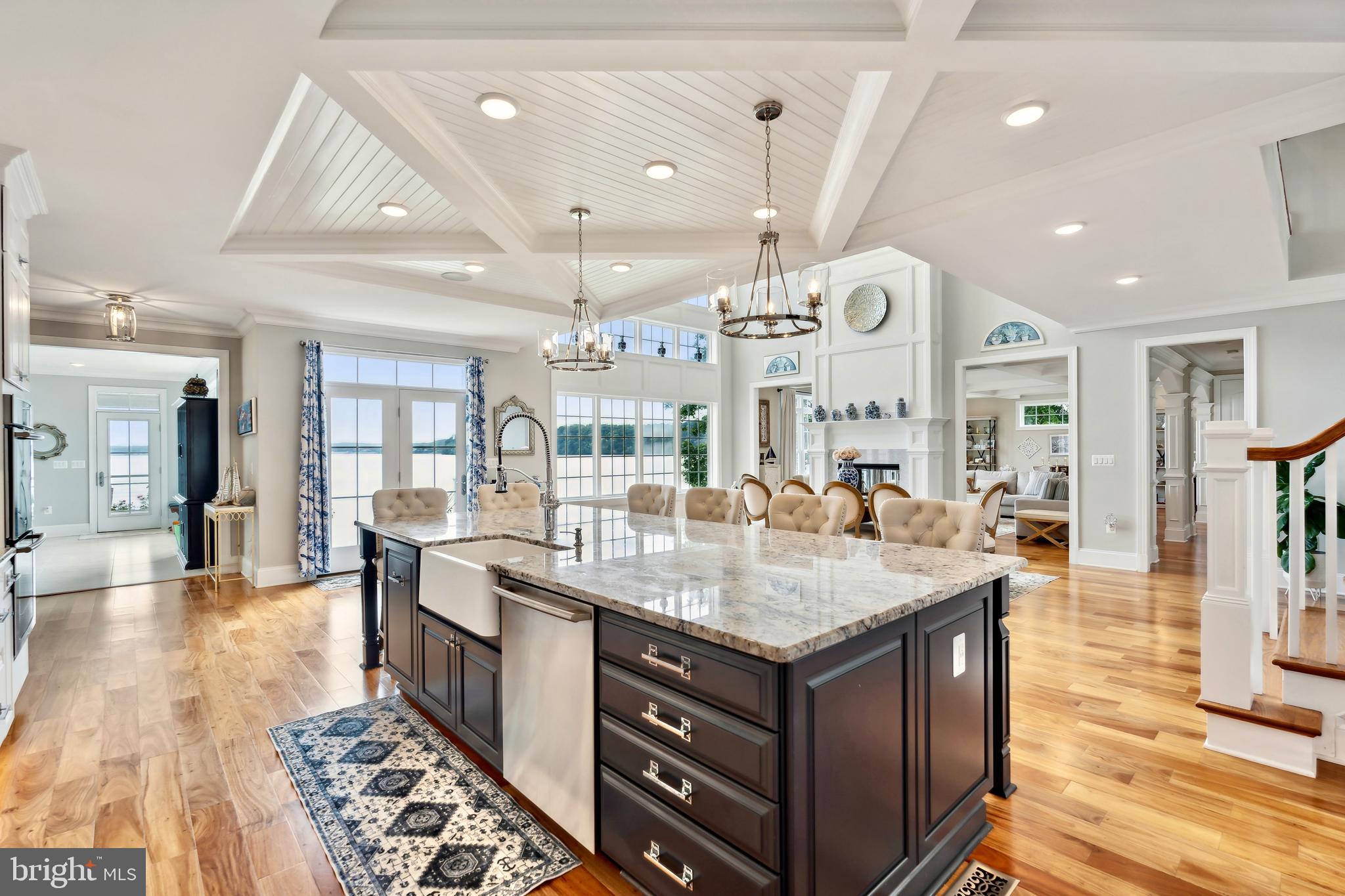 65 Louie Ln