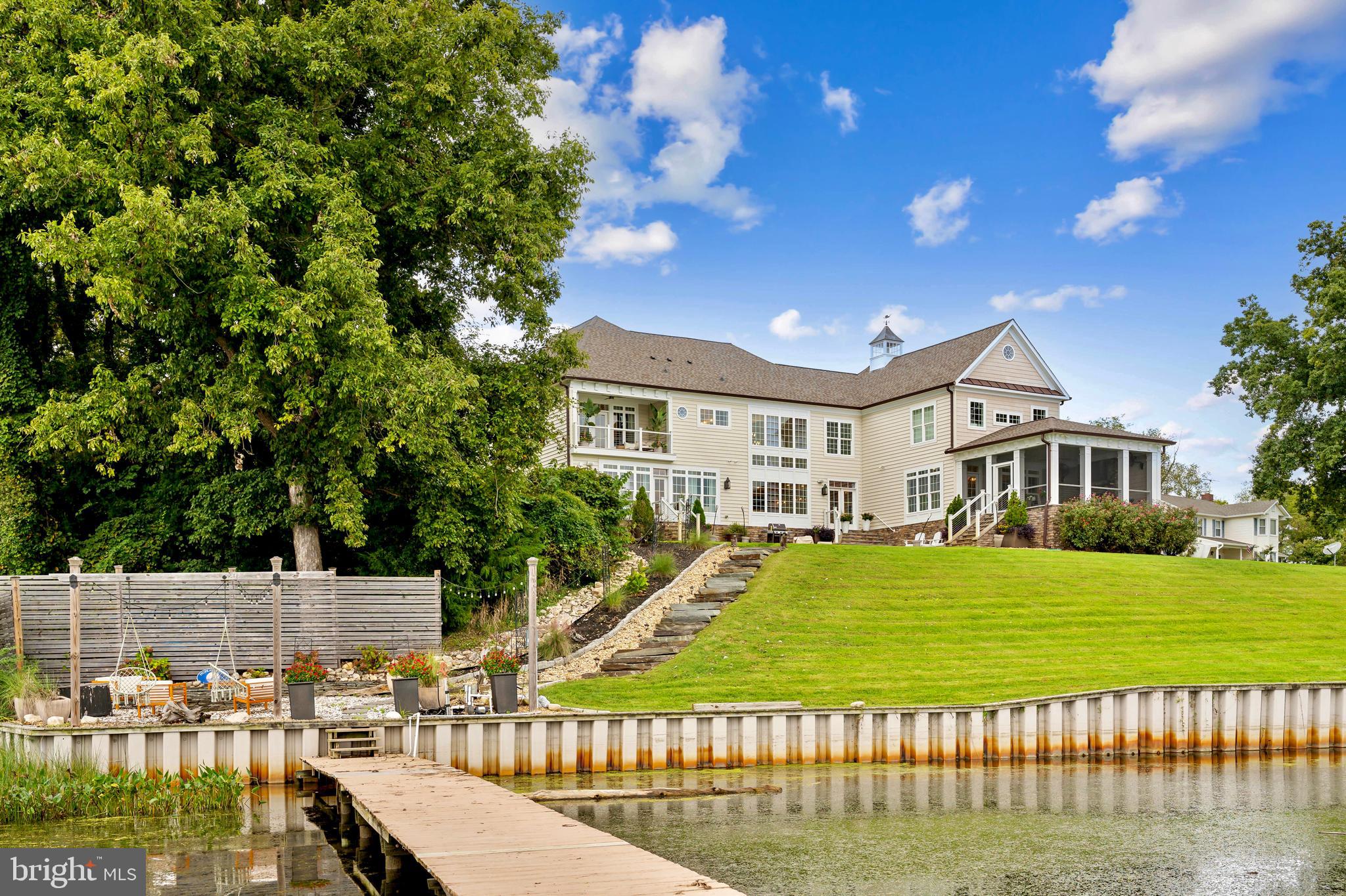 65 Louie Ln