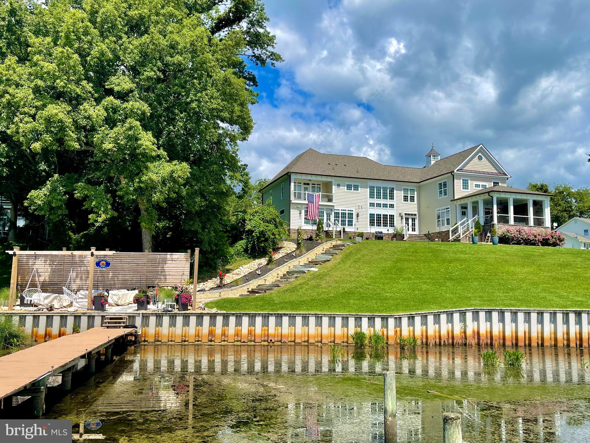 65 Louie Ln