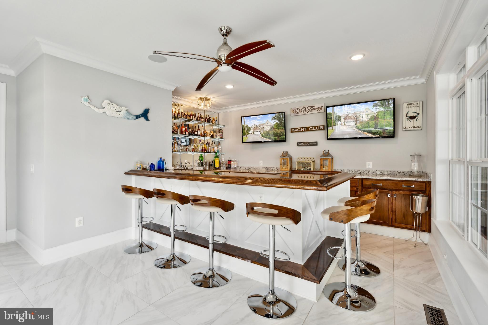 65 Louie Ln