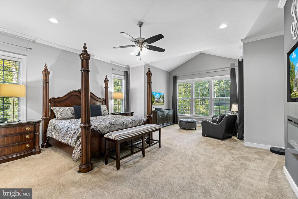 108 Sweet William Dr