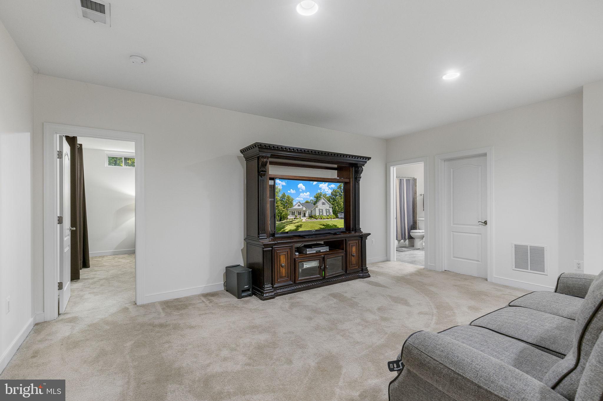 108 Sweet William Dr