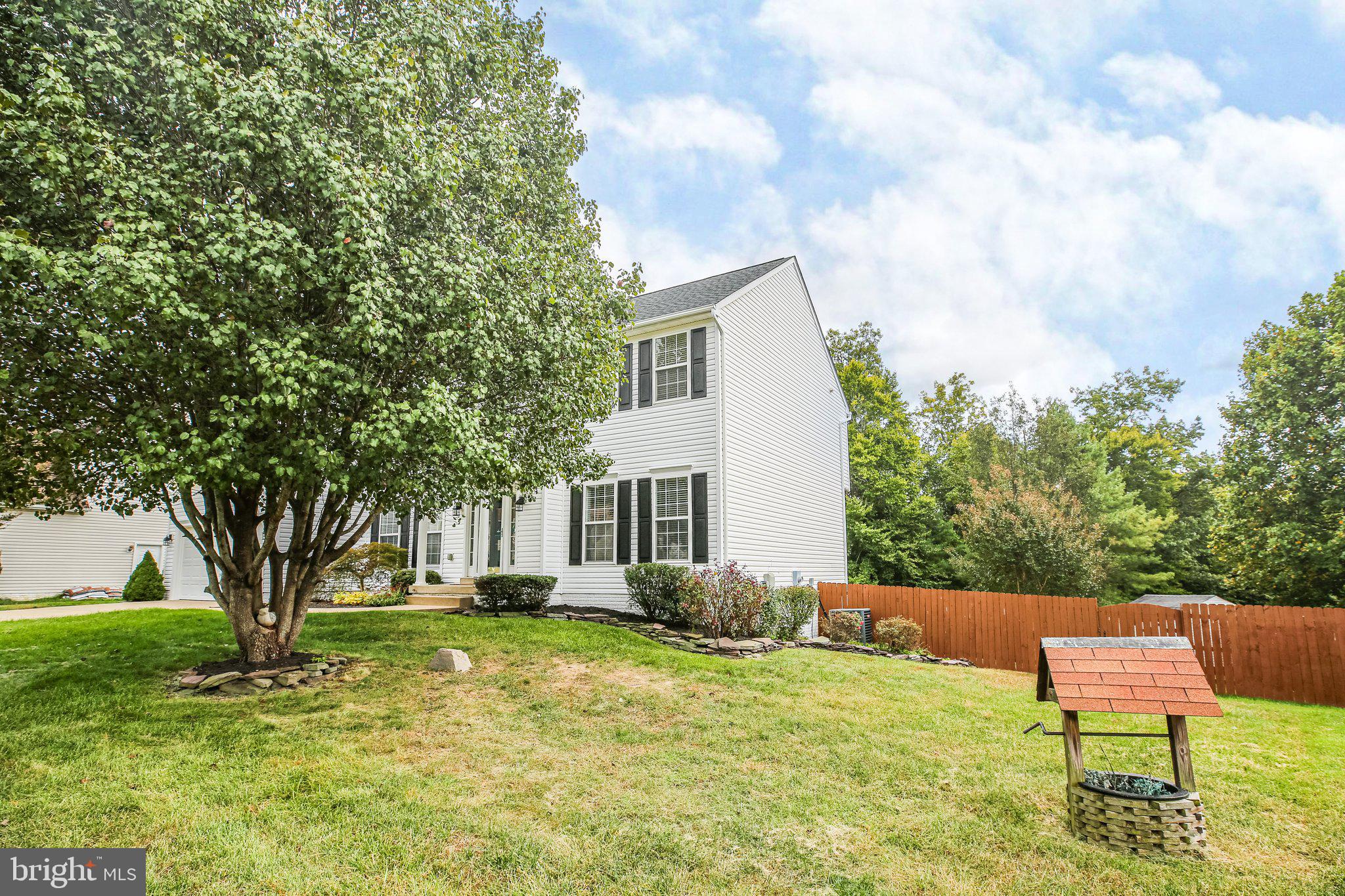 50 TAVERN RD