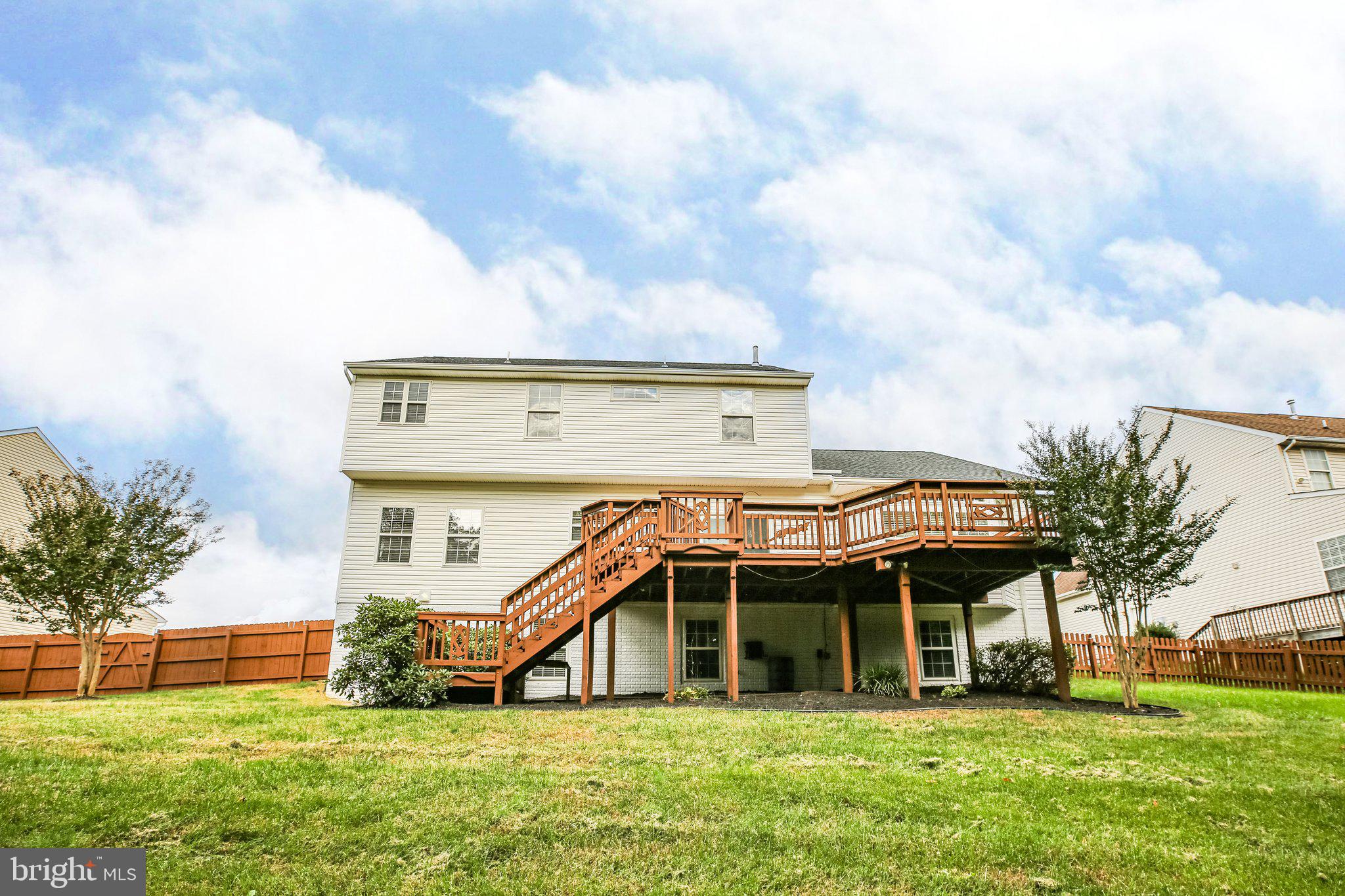 50 TAVERN RD