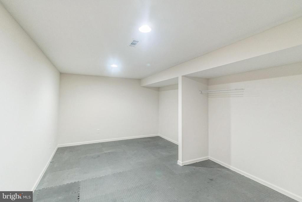 58 KINROSS DRIVE