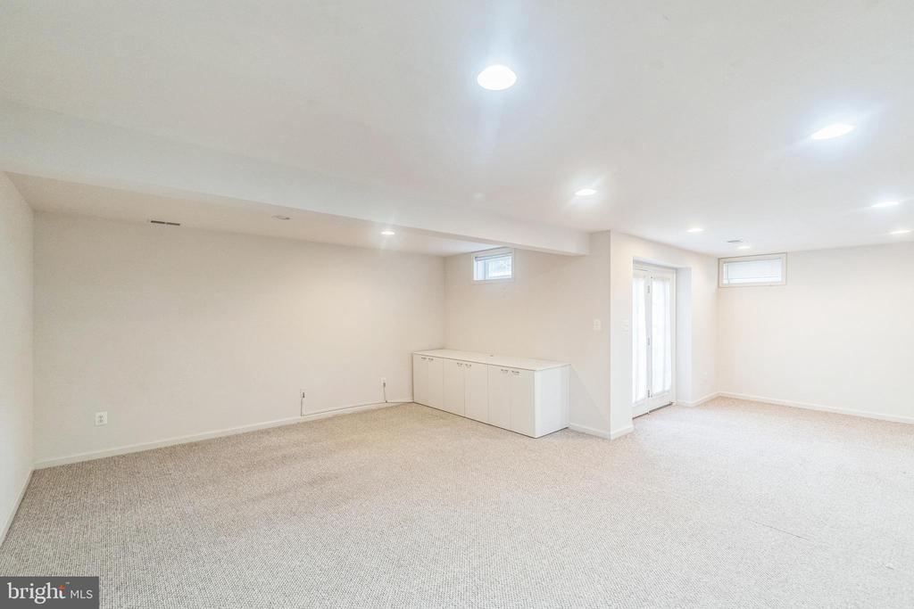 58 KINROSS DRIVE