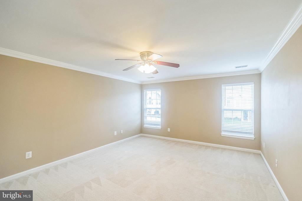 58 KINROSS DRIVE