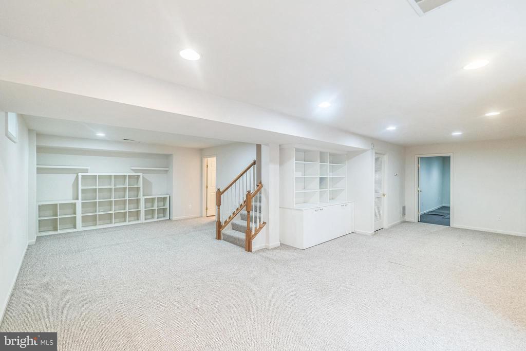 58 KINROSS DRIVE