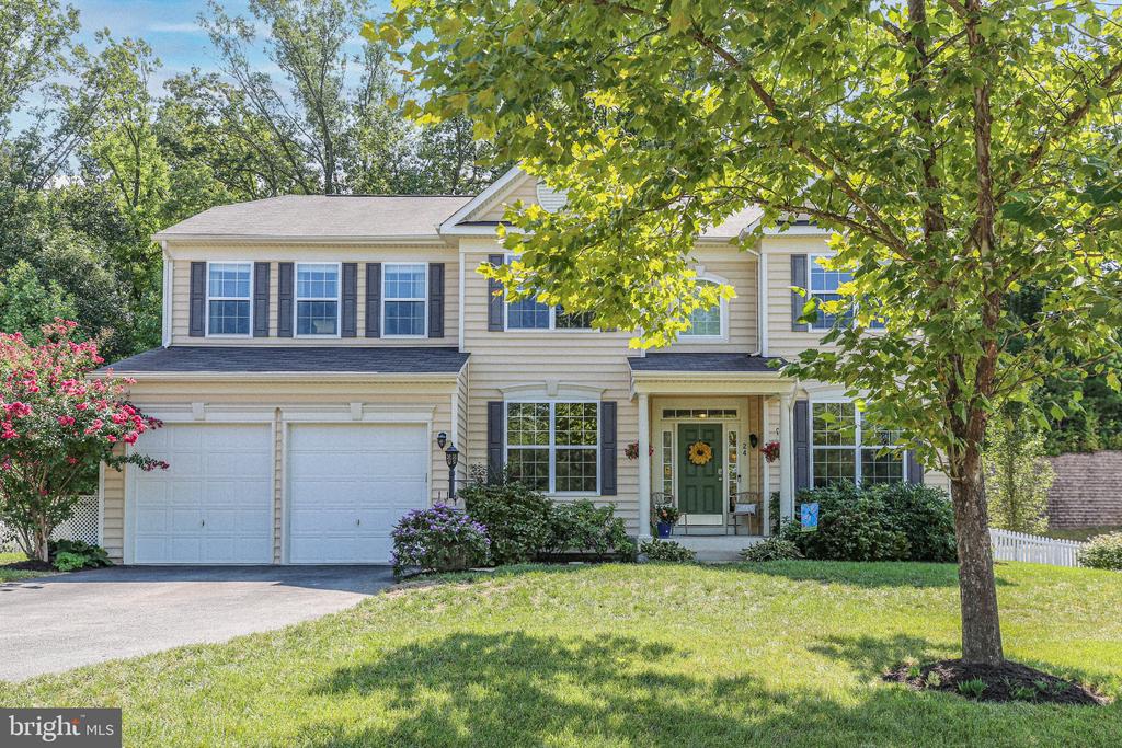 24 HOBART LANE