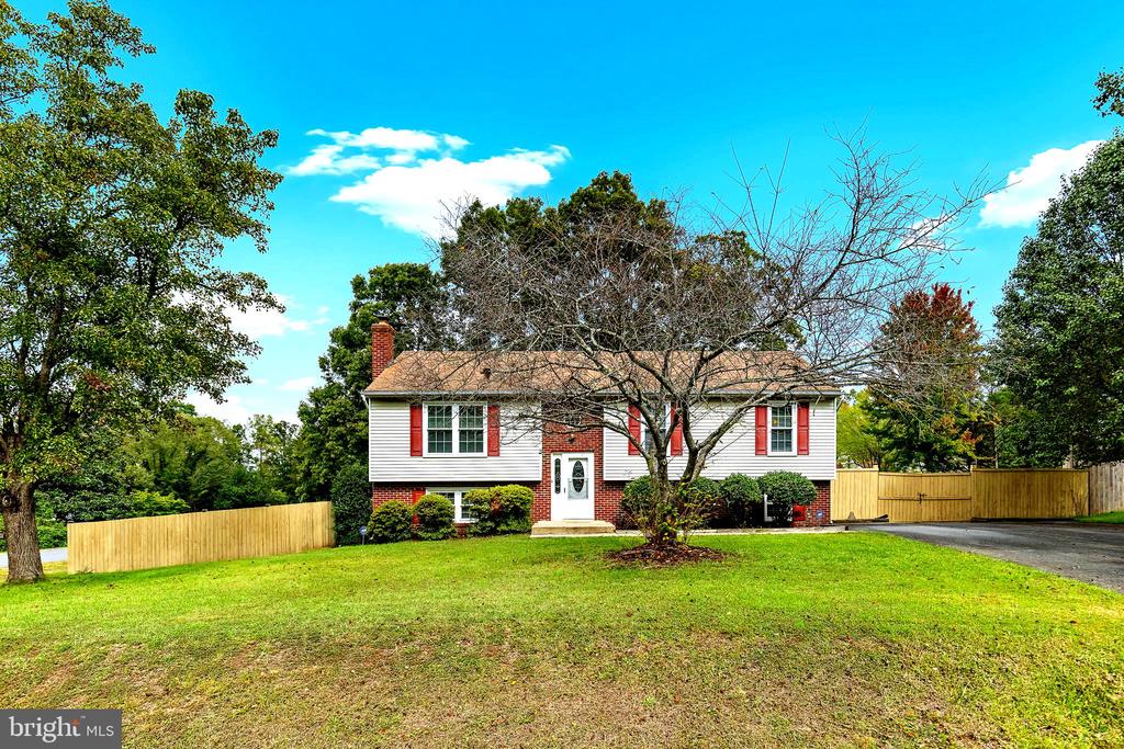 136 Stevens Dr
