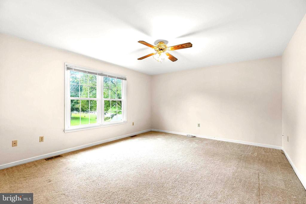 136 Stevens Dr