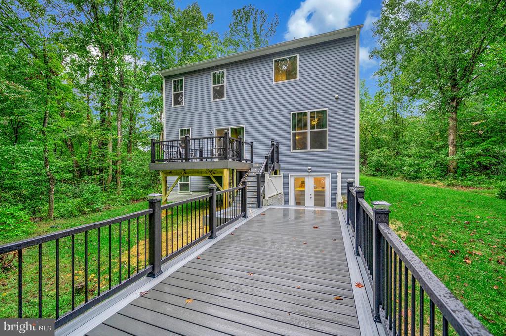 12 Saint James Ct