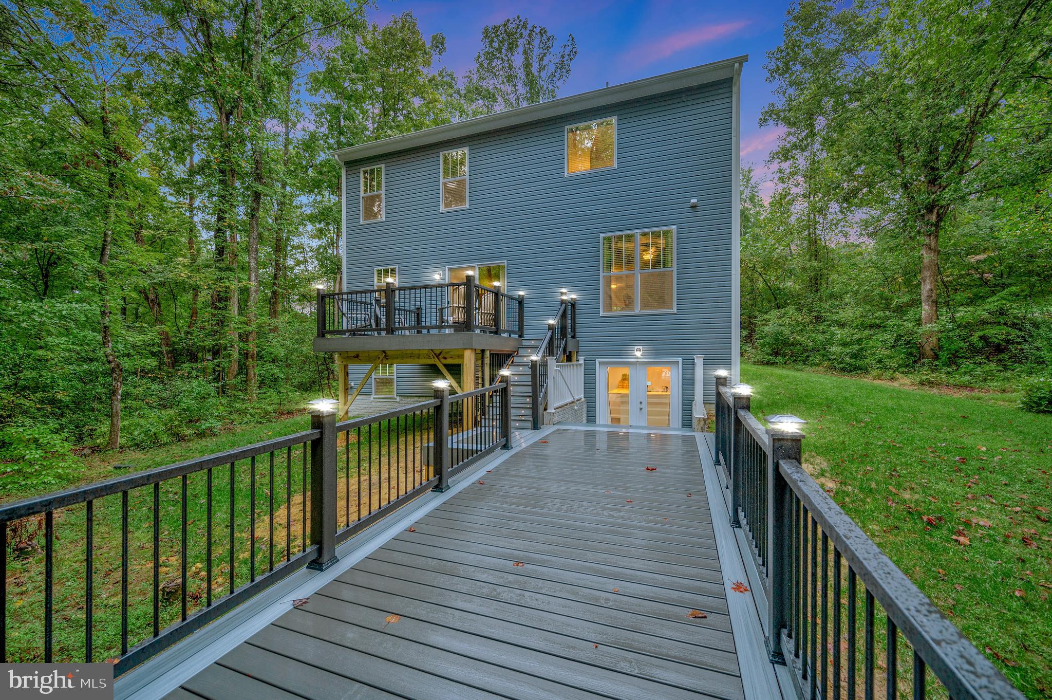 12 Saint James Ct
