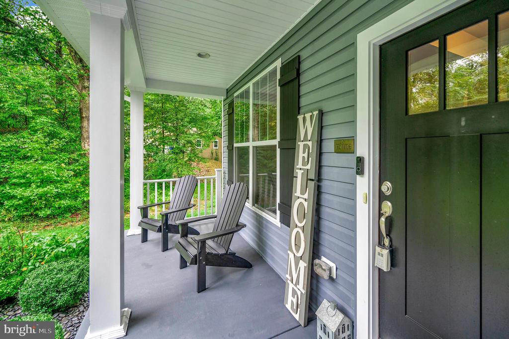 12 Saint James Ct