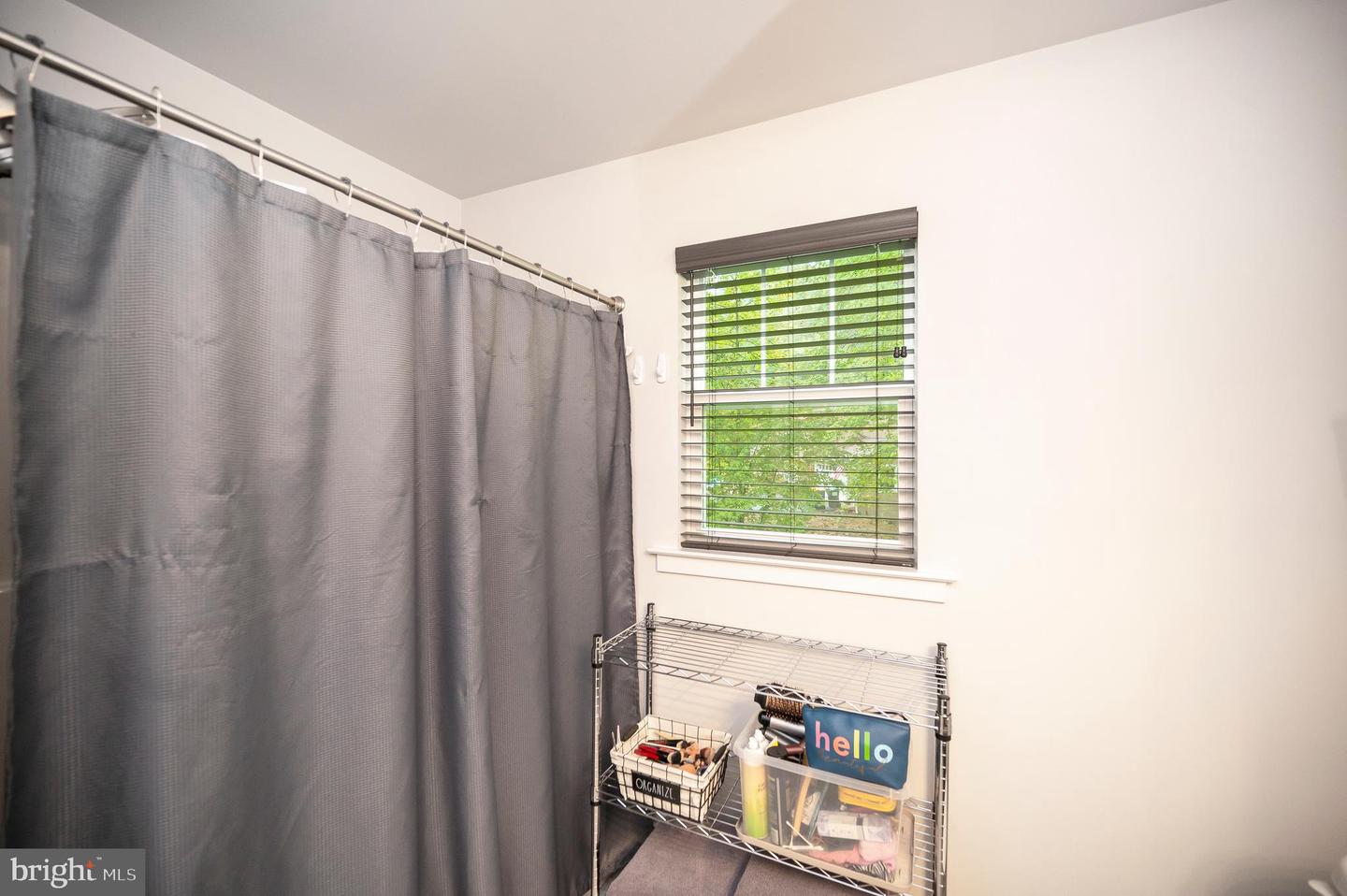 12 Saint James Ct