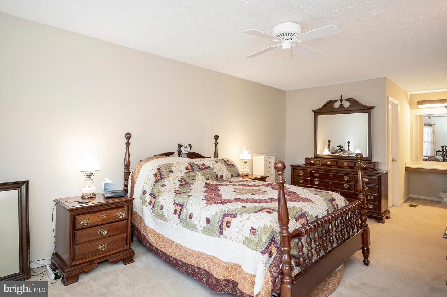 30 Rocky Way Dr