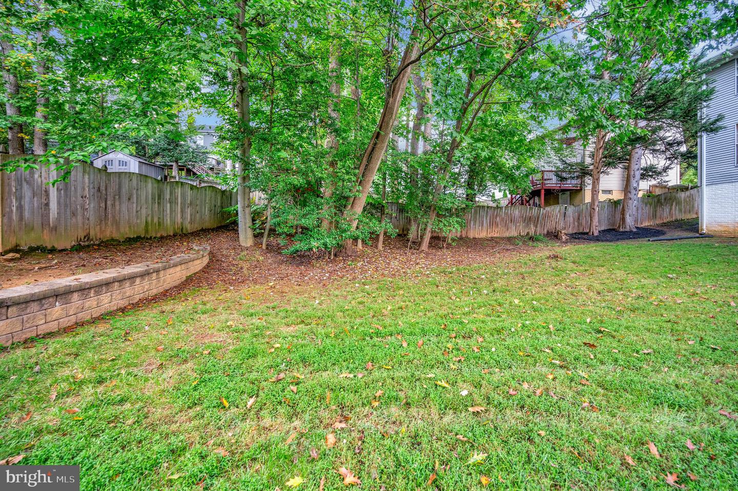 30 Rocky Way Dr