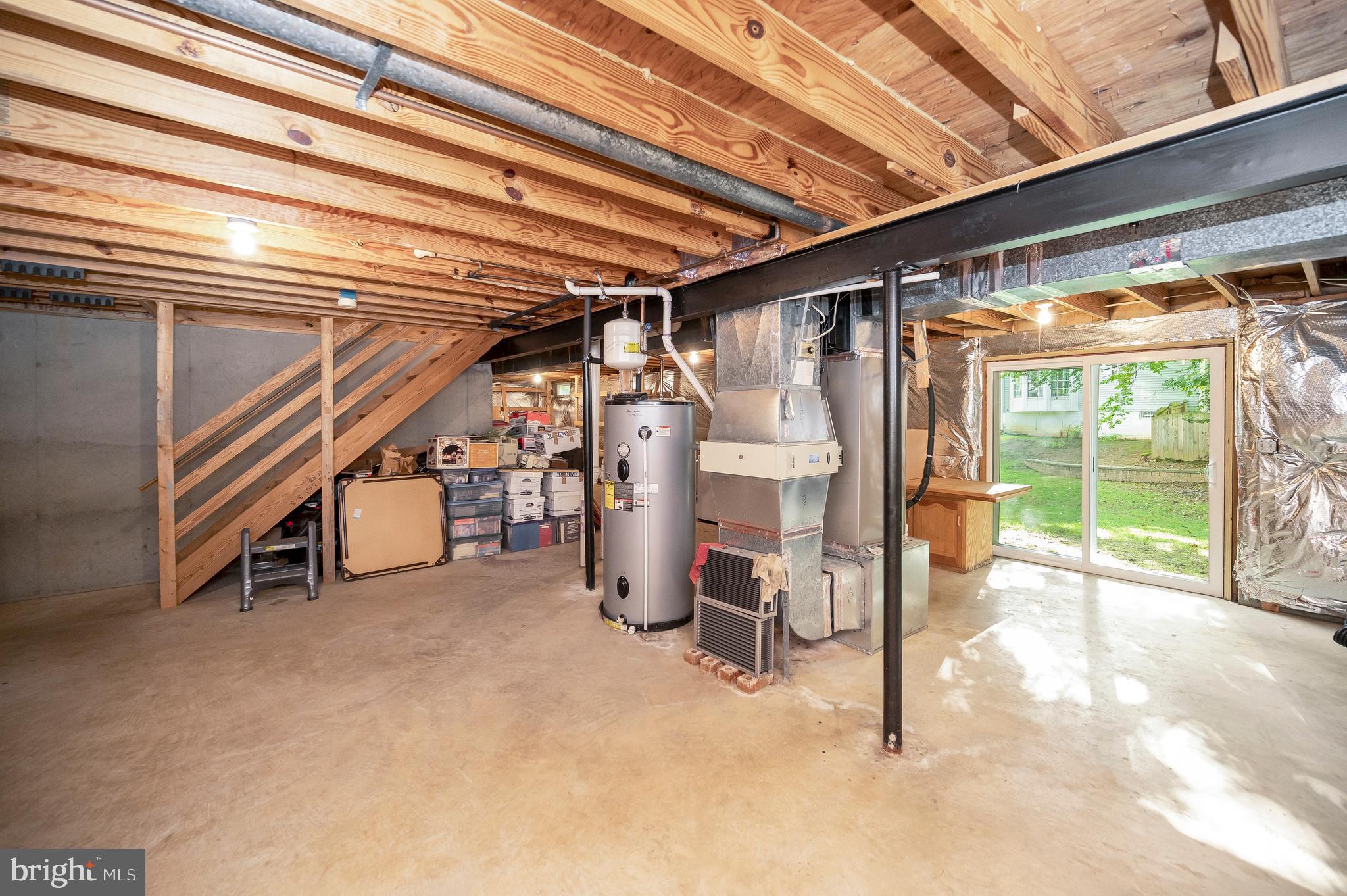 30 Rocky Way Dr