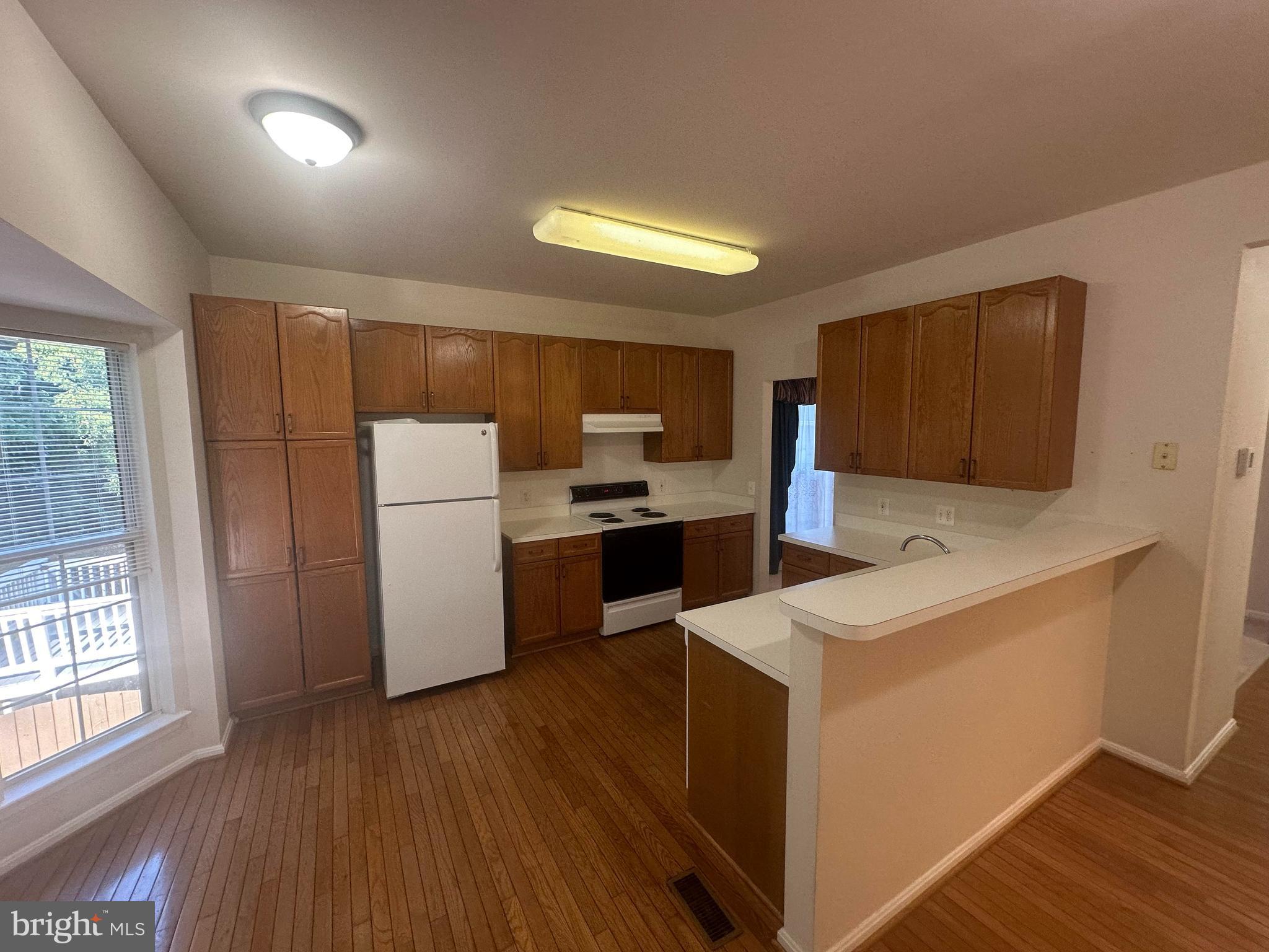 7 Woodmont Ct
